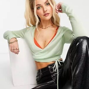 Weekday size L green knit lil wrap crop cardigan